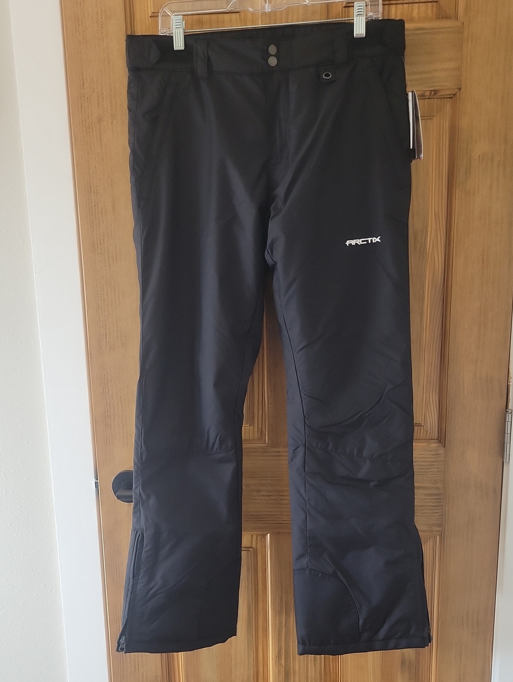 Women's Snow Pants Pants Subcategory Identification